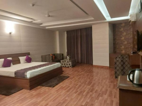 MODI'S HOTEL